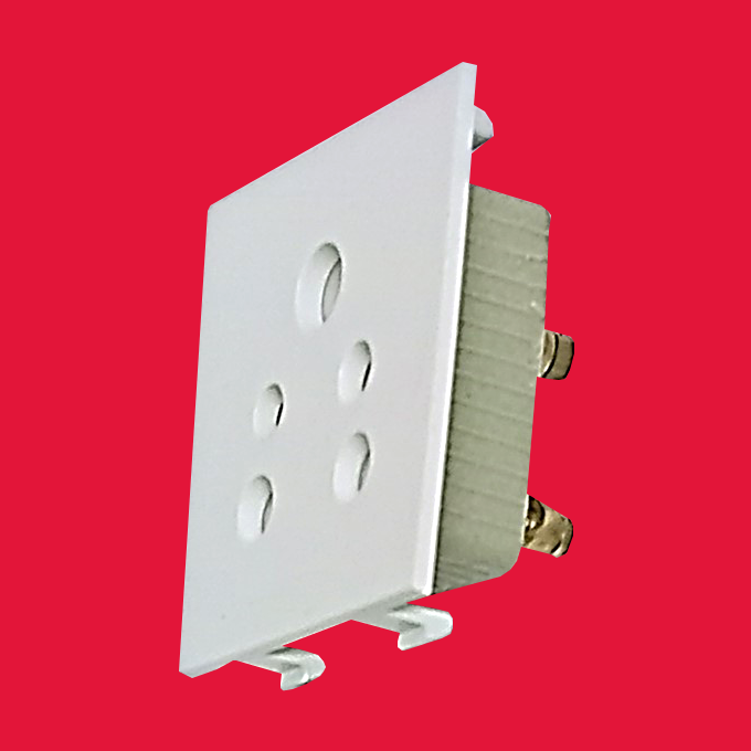 6A 5 Pin Socket Porcelain Moduler Noble