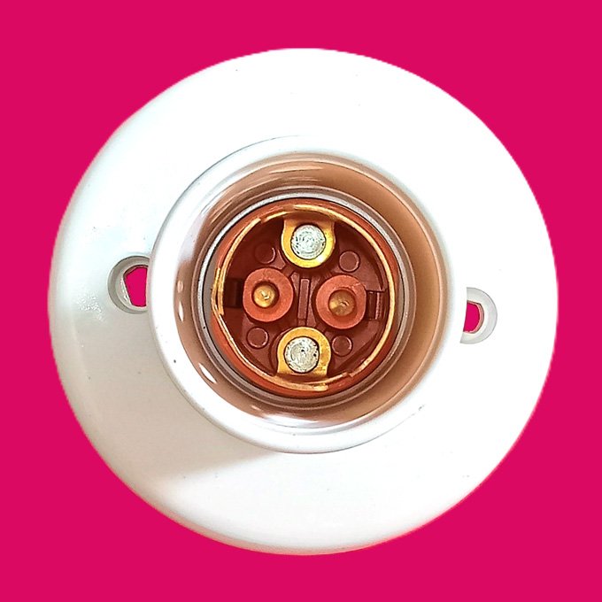 Jumbo Batten Holder Life style