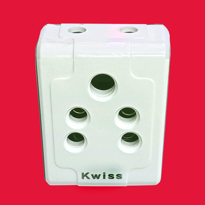 6A Multiplug Kwiss White